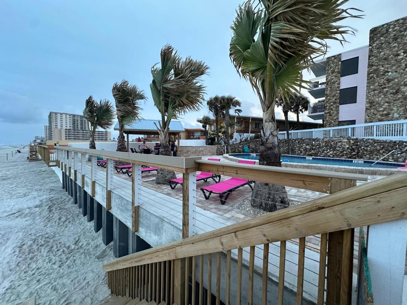 Flamingo Inn Beachfront - 데이토나 비치 외부 사진